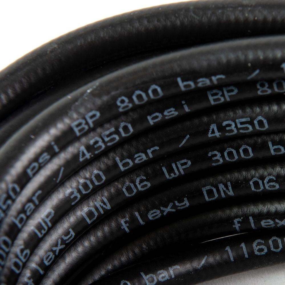 Black 20 Metre 300 Bar High Pressure Hose, 1/4"F Ends (DN6) Smooth