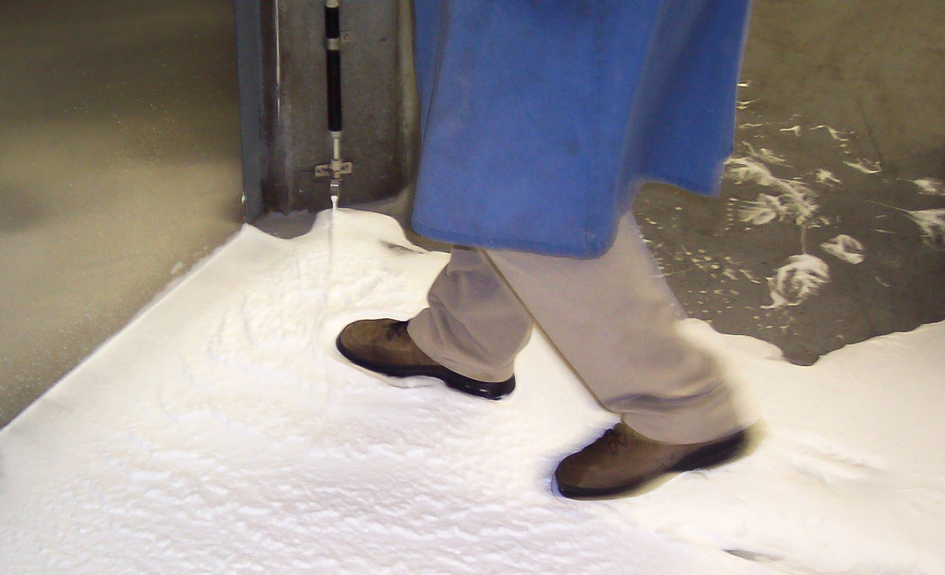 FOAMit 24V Single-Line Pre-Mix Doorway Foam Unit – image 3