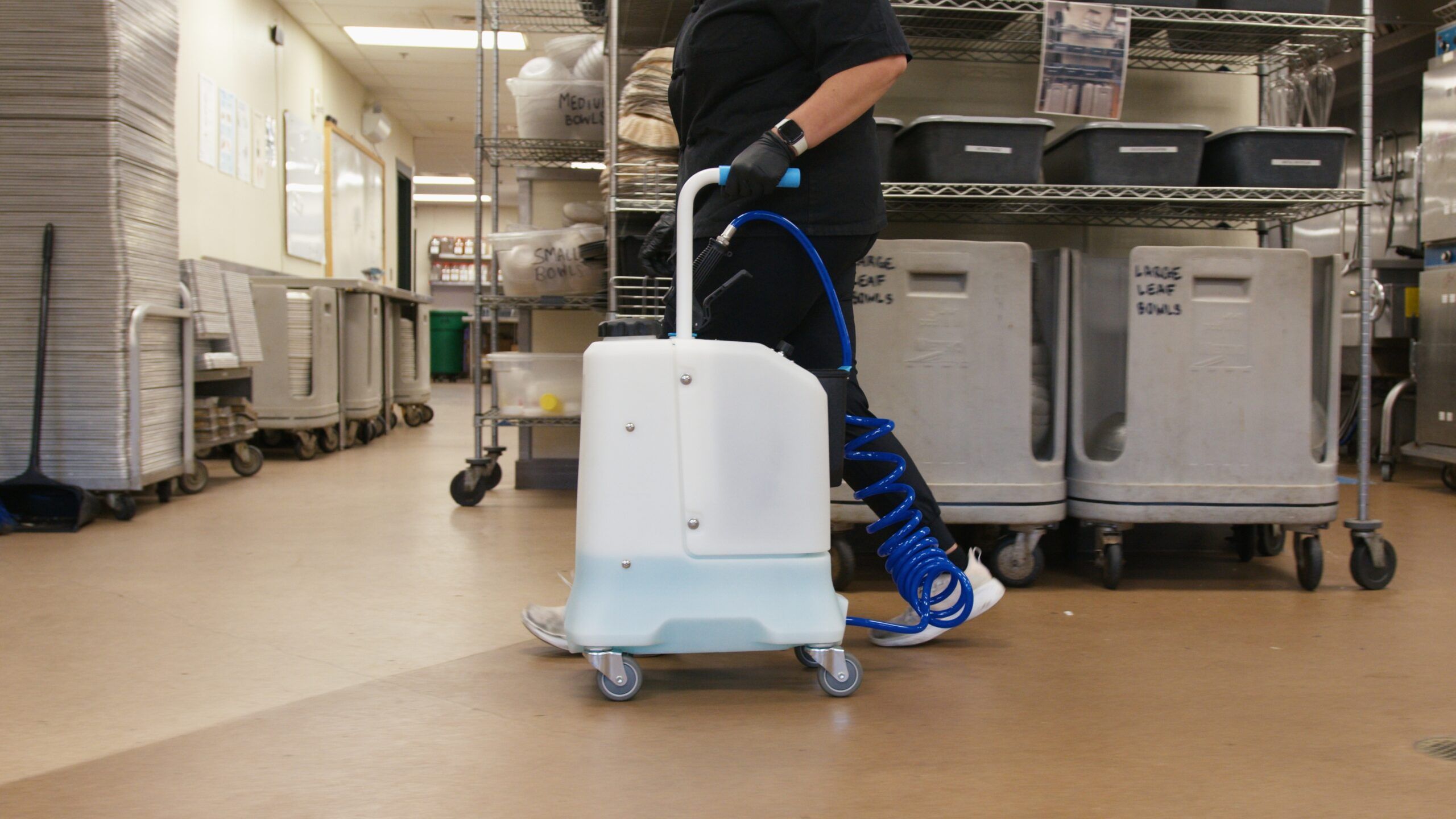 FOAMit The Rover - Battery Powered Spray Unit – image 3