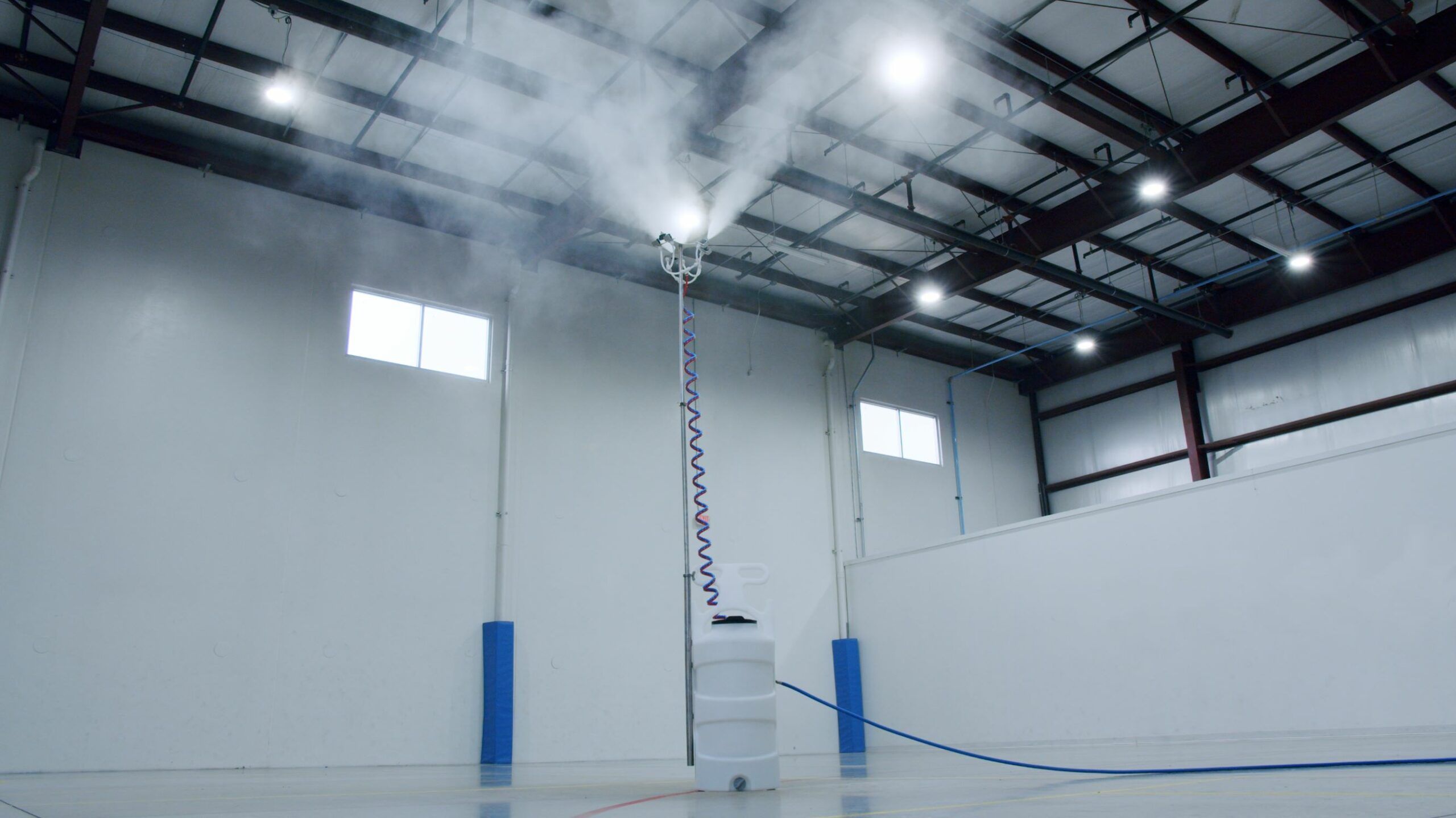 FOAMit 10 Gallon Mist Unit with 3 Nozzles and Telescoping Mast – image 2