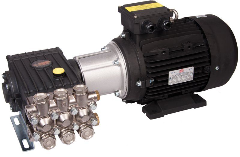 Interpump 47 Series Motor Pump Unit with 100 Bar max pressure, 21 Lpm flow, 5.5 Hp motor, Interpump WS102 pump, and IP55/IE1 rating. Includes flange & flexi coupling, available with additional valves & filters.