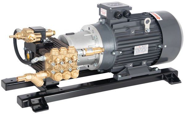 Interpump Motor Pump Unit with Valve and Filter, 415V 20.5hp, 300 Bar, 21 LPM, W2031 Pump