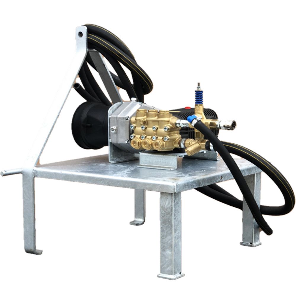 Maxflow Heavy Duty PTO Pressure Washer with 33 LPM flow and 200 BAR pressure. Features a premium Comet pump, Udor gearbox, heavy-duty galvanised frame, 100m twin wire hose reel, and 1200mm chrome-plated lance. Ideal for industrial and agricultural use.
